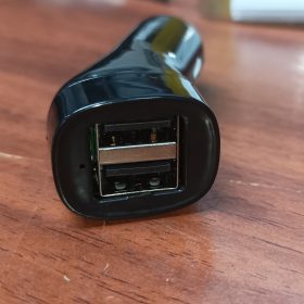 Cargador de Auto USB de 2 Puertos Wesdar Cargador de Auto USB de 2 Puertos Wesdar