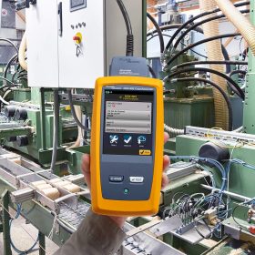 Certificación de puestos de datos con Fluke